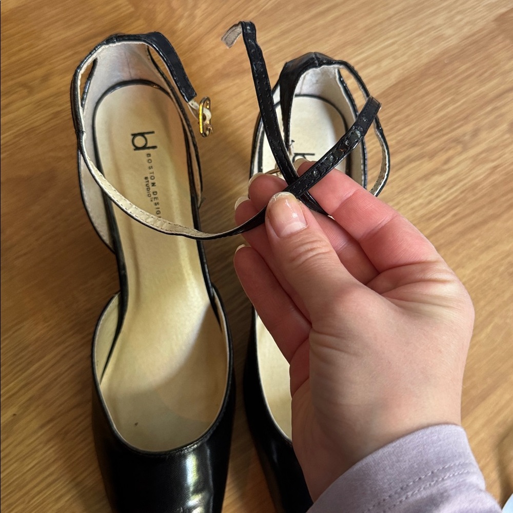 NWOT Slingback Black PUMPS Pointed toe heel Boston Design Studio SZ 8 - Picture 7 of 7